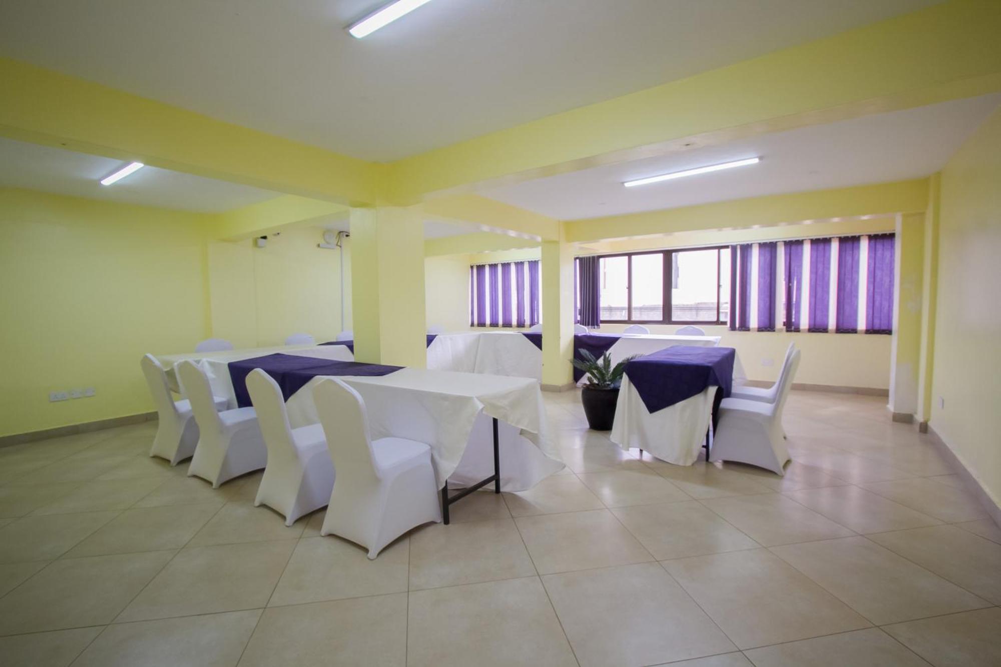 Paleo Hotel And Spa Thika Buitenkant foto