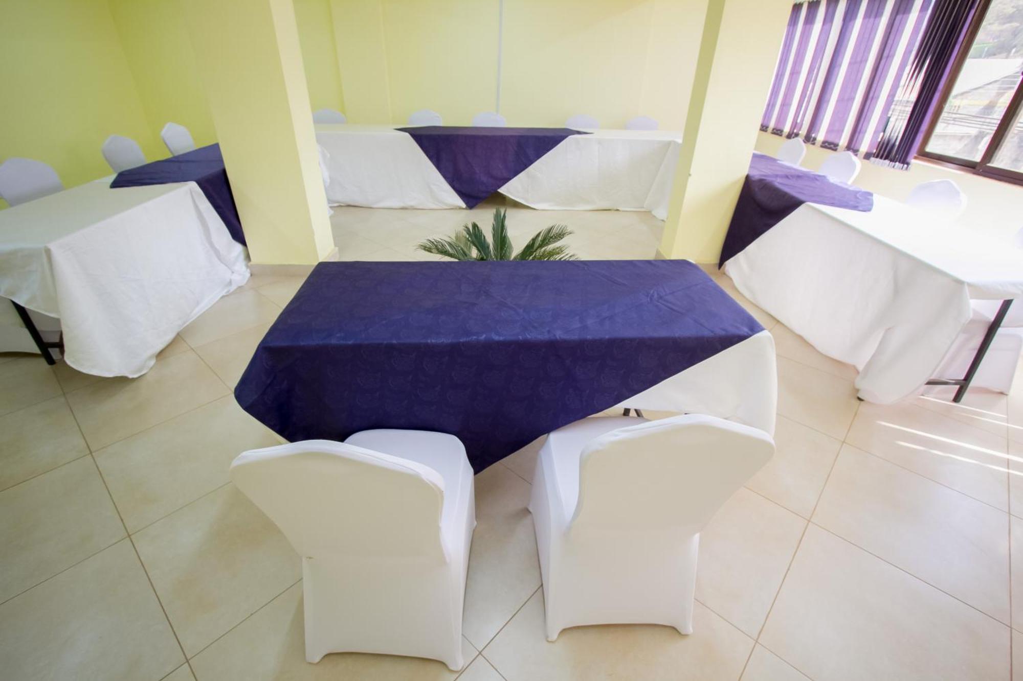 Paleo Hotel And Spa Thika Buitenkant foto