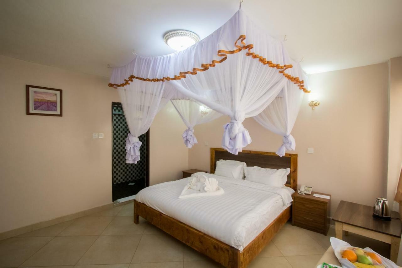 Paleo Hotel And Spa Thika Buitenkant foto